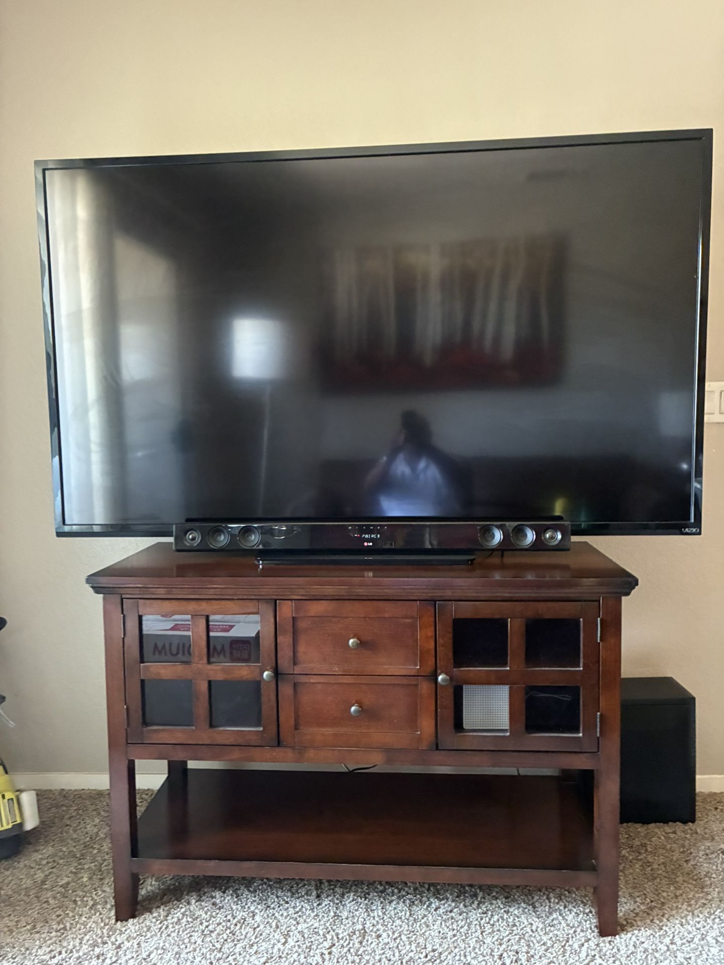 TV , ROKU STICK , LG Sound Bar , Tv stand , washer And Dryer 