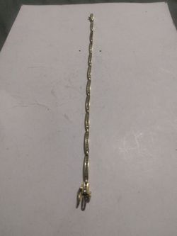 14K Gold And  Diamonds Bracelet Lent 7 1/2 Use