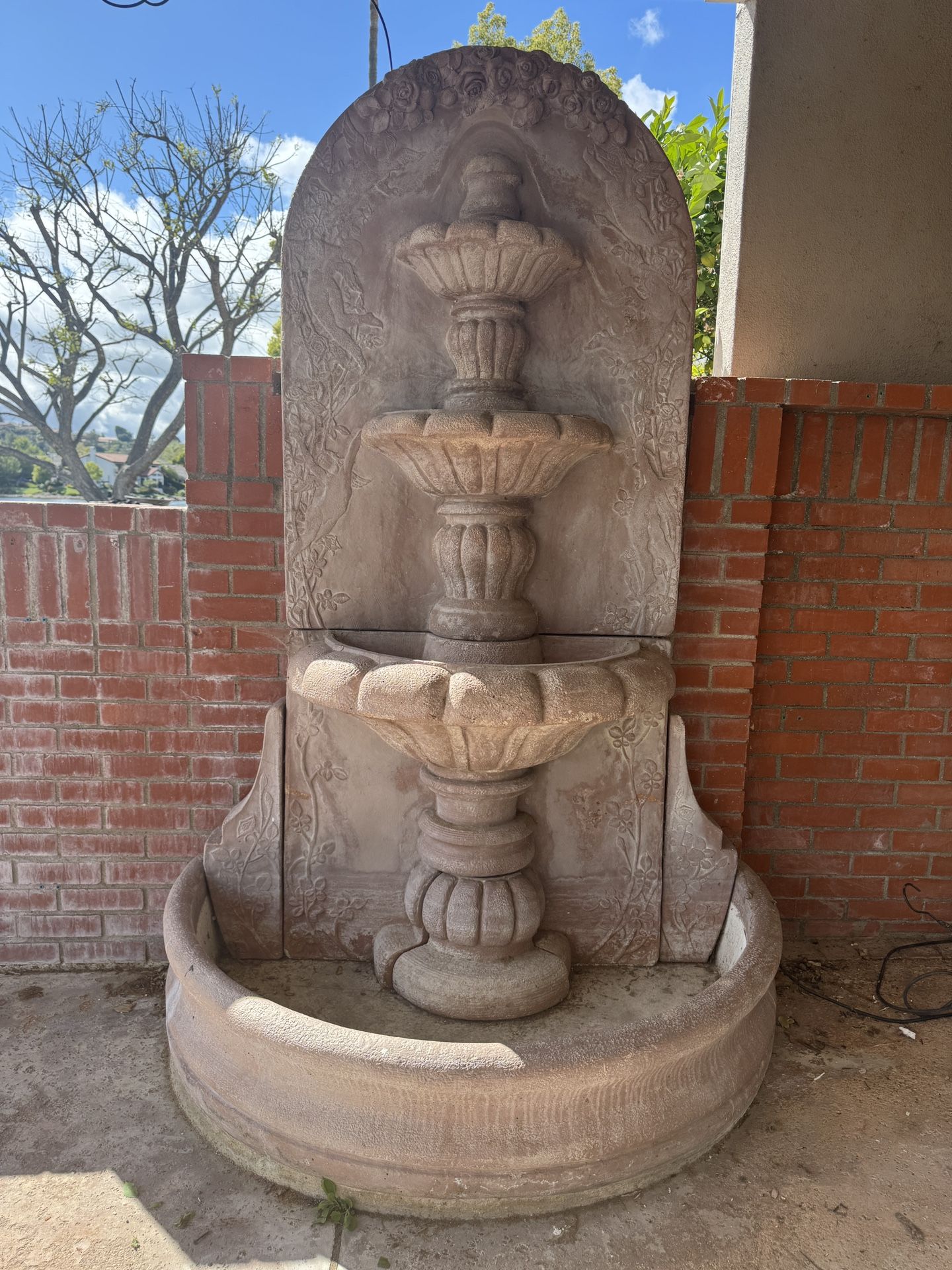 Outdoor/Indoor Water Fountain