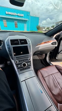 2019 Lincoln MKZ - Luxury Sedan - 80,648 Miles