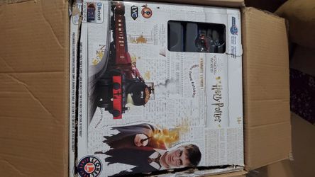 Lionel Hogwarts Express Train Set