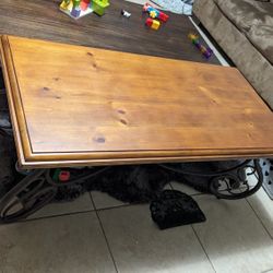 Coffee Table And (2) End Tablds