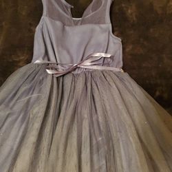 Size 6 Youth three layer Dress 