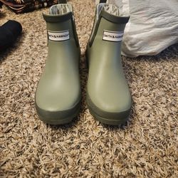 Garden Boots Size 7