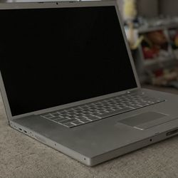 OBSOLETE MacBook Pro 17” 2008
