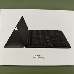 Apple Smart Keyboard for iPad/Air/Pro
