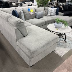 Cozy Sectional! Sale! Easy Financing! ❤️😘💕
