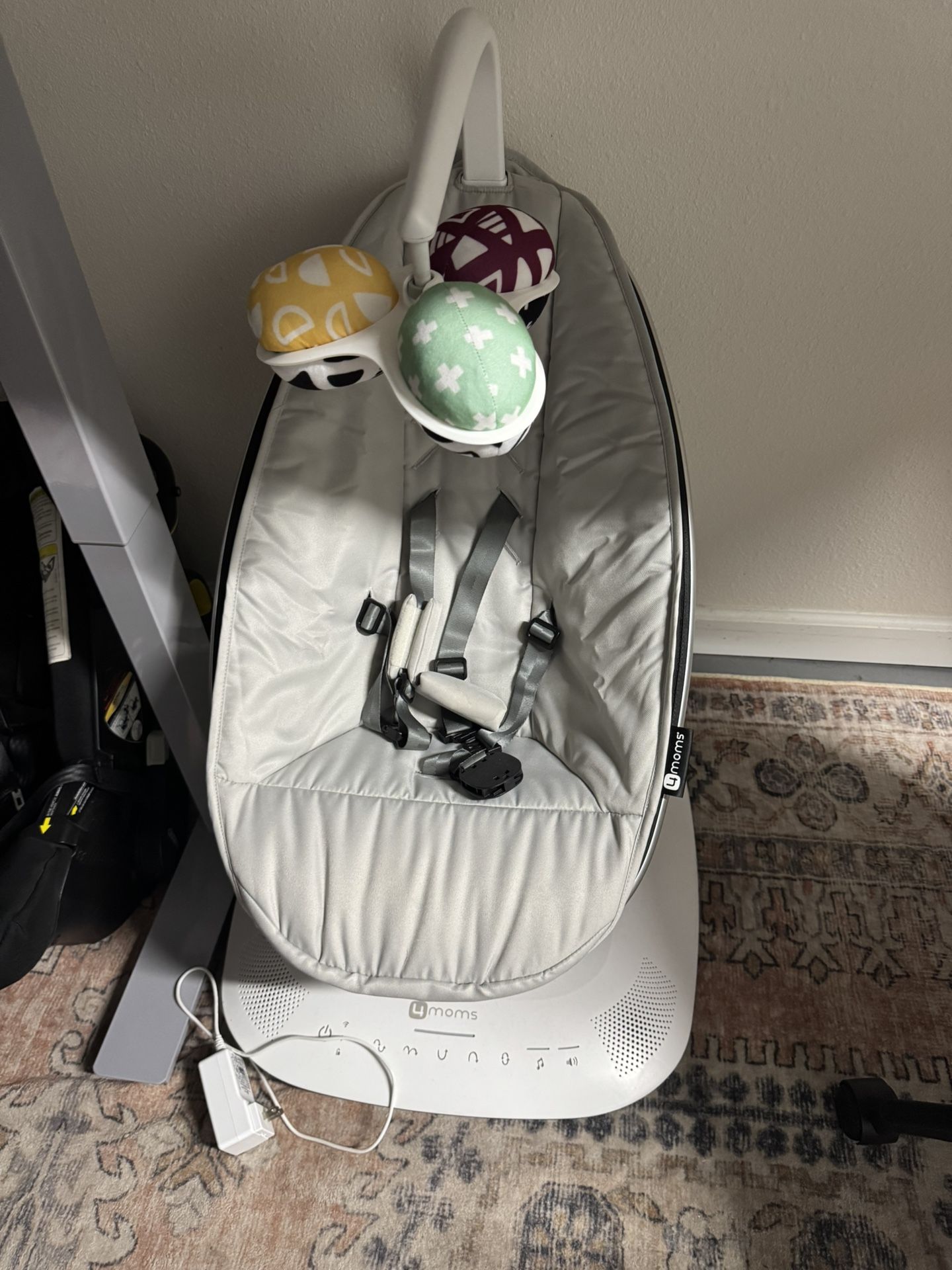 4moms Mamaroo Baby Swing