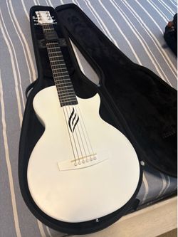 Nova Go Guitar