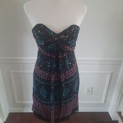 Nicole Miller Cocktail Dress
Size 2