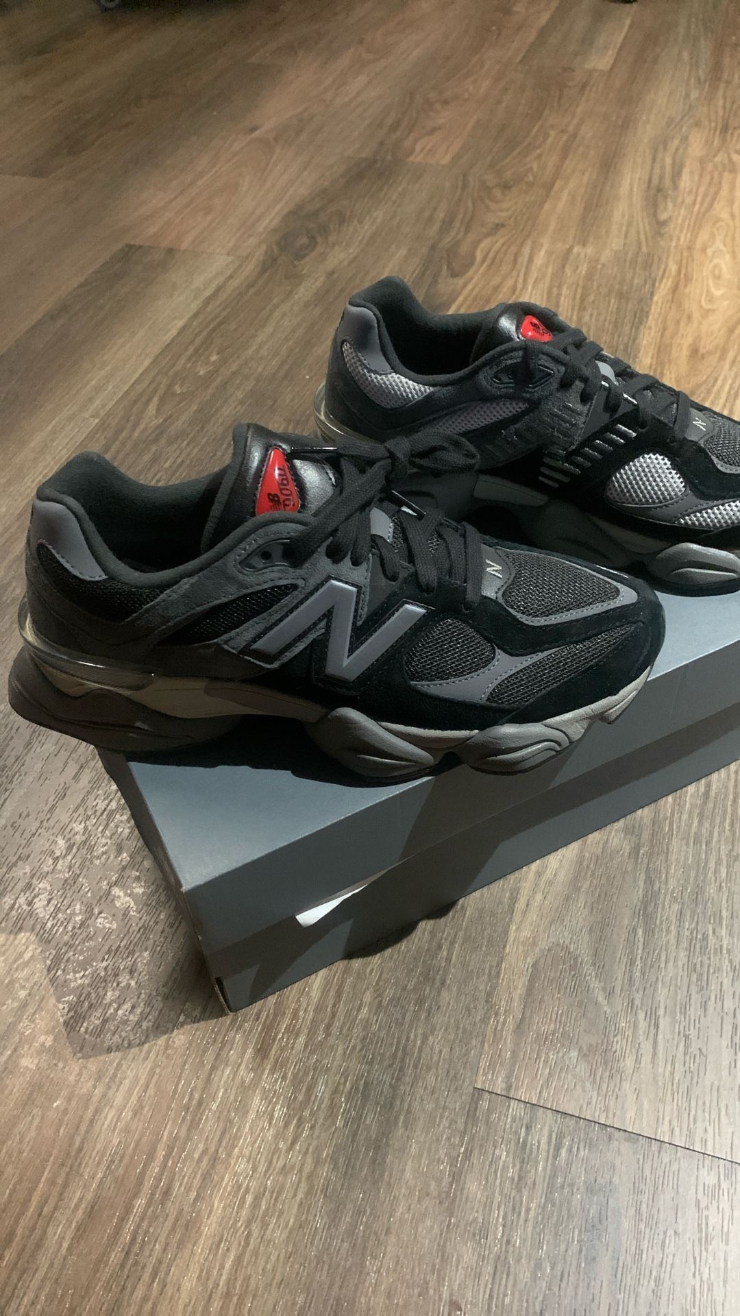 New Balance 9060