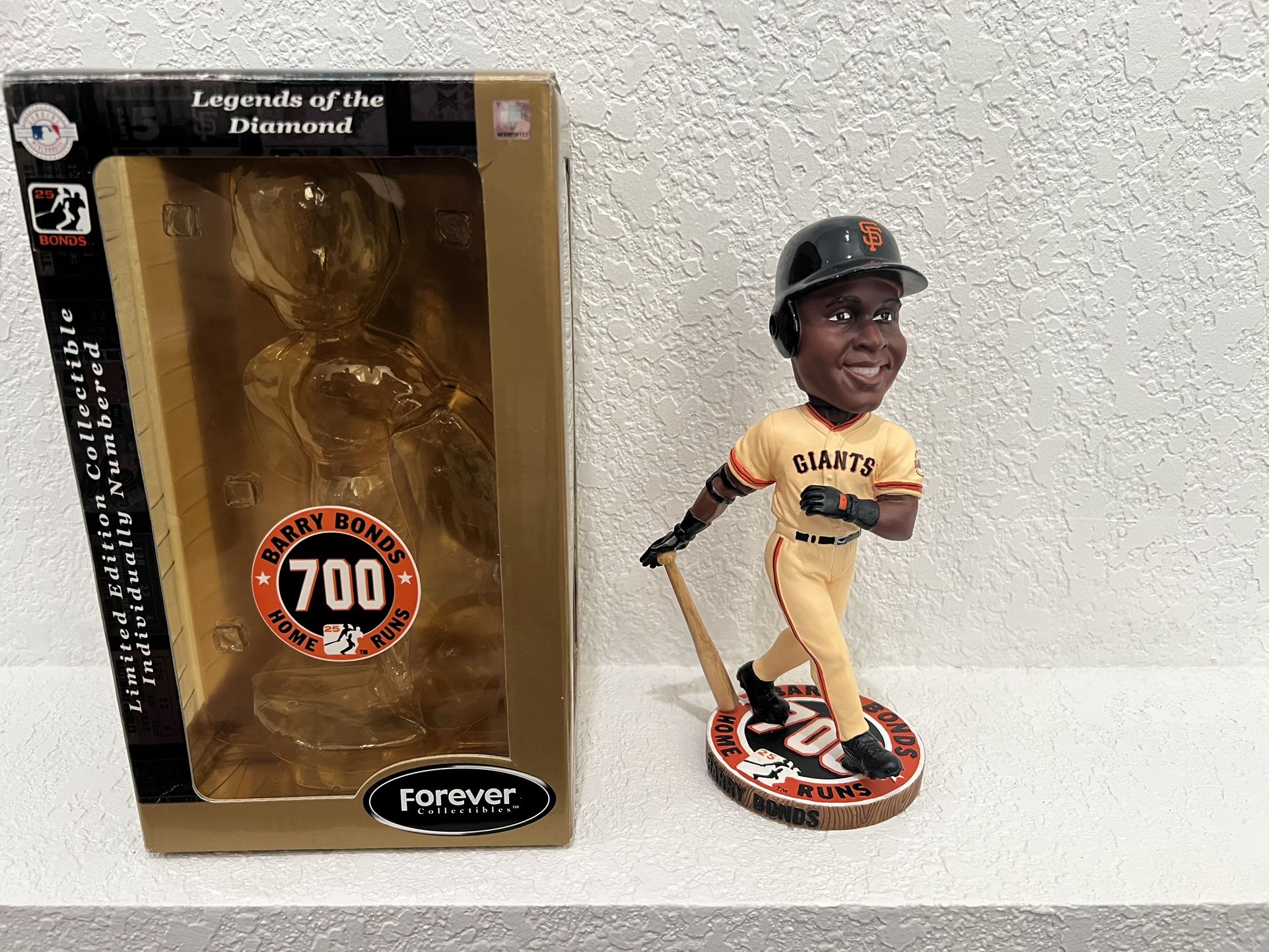 365/5000! Barry Bonds 700 HR Bobblehead!