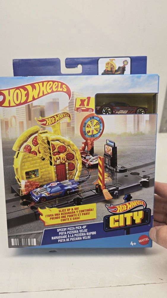 Hot Wheels City Speedy Pizza Pick Up 2023 Kids Toy Boy Room Man Cave Vehicle free Car Police