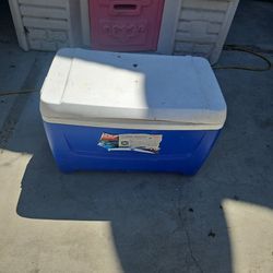 Ice Cooler