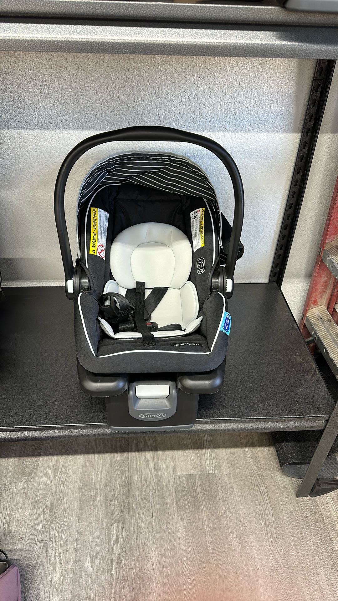 Brand New Graco Baby Car Seat