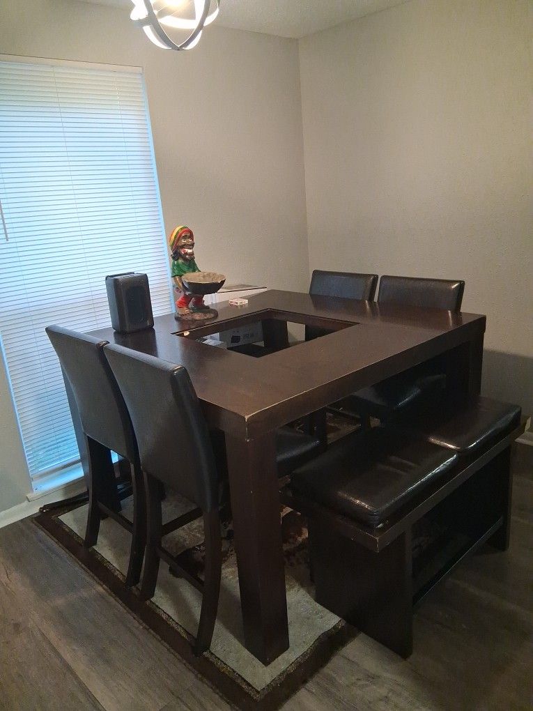 7pc Dining Table