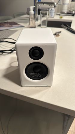 AudioEngine 2+ Bookshelf Speaker (Left Only)
