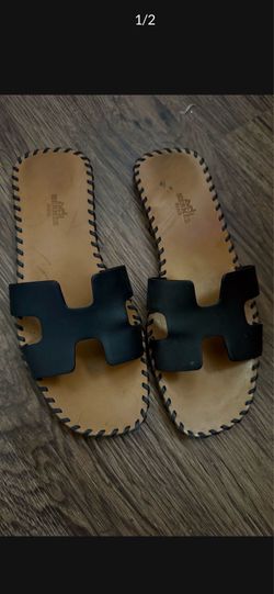 Black sandals