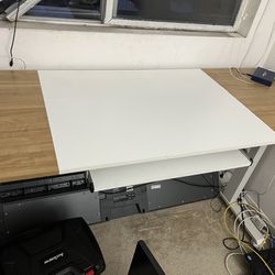 Computer Height Adjusting Table