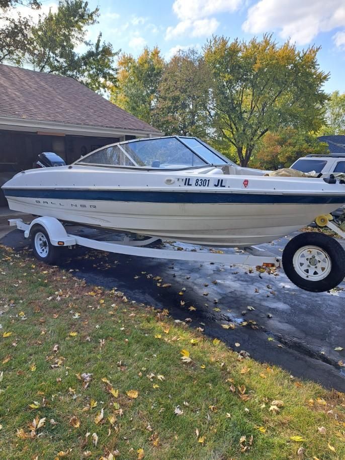 1999 Bay liner Boat