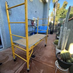 Multi Purpose Rolling Scaffold