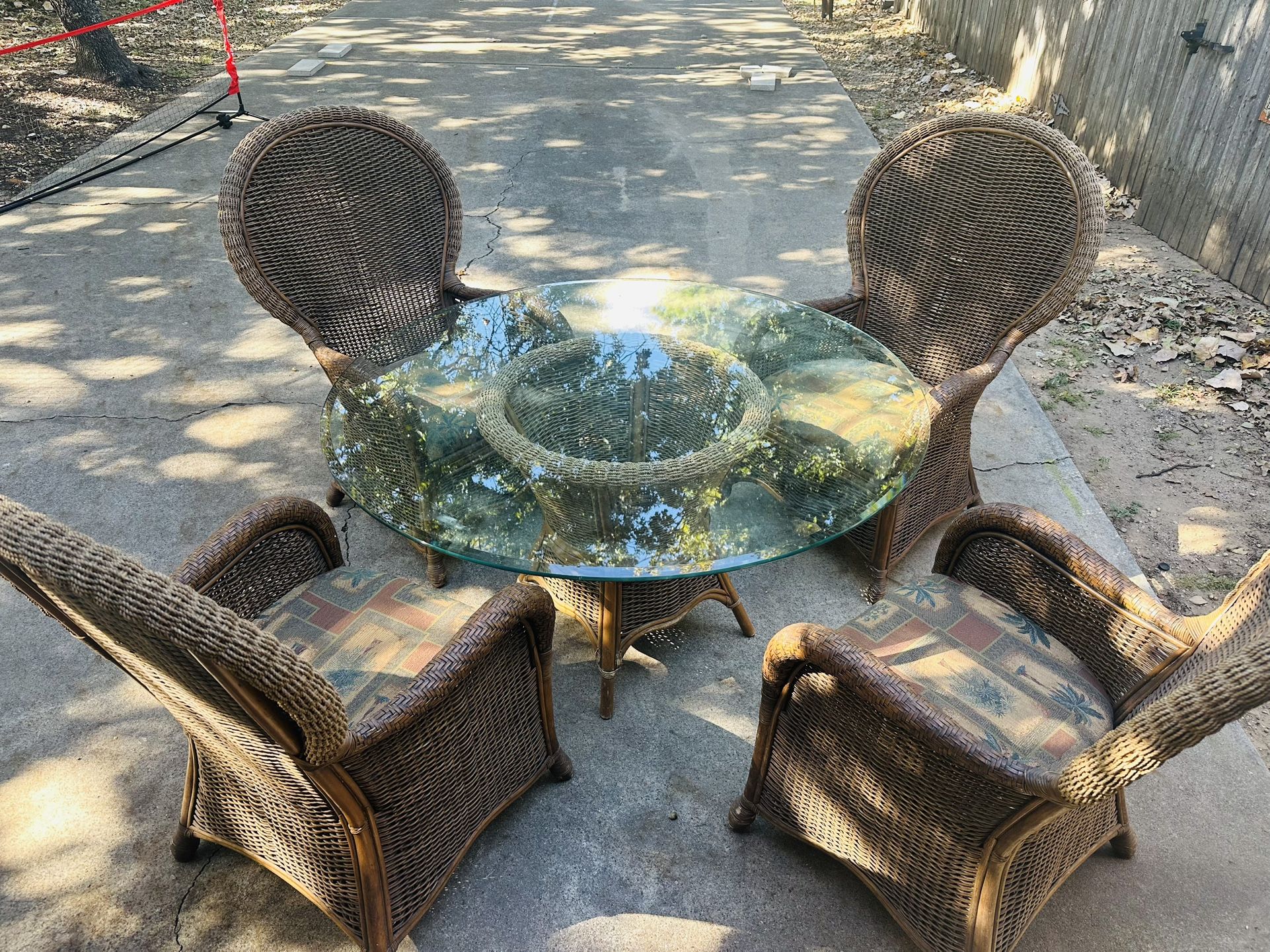 Rattan Patio Set W/ 4 Chairs And Thick Glass Top