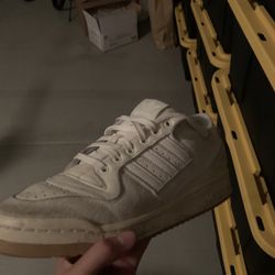 Adidas shoes size 10