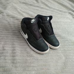 Nike Court Vision