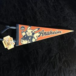 2025 Pokémon World Championship Anaheim Pokémon Center Exclusive Pennant Pikachu