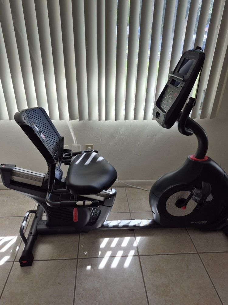 Schwinn Recumbent Excercise Bike