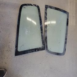civic hatchback quarter panel glass $200