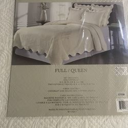 Coverlet Set. Full /queen