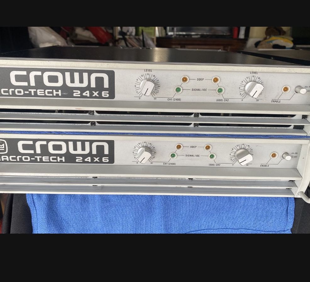 Crown Macro Tech 2400/600 Professional Power Amplifier $250 Firm.(only 1 Available)