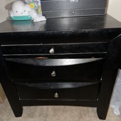 Bedroom Set  With Mattress Included