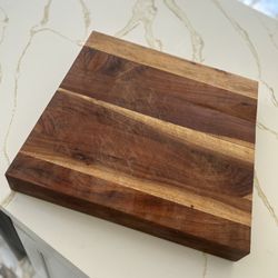 Walnut Cutting Board