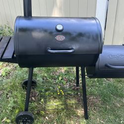 Char Griller Smokein Pro Black Charcoal Smoker m cG 30044223