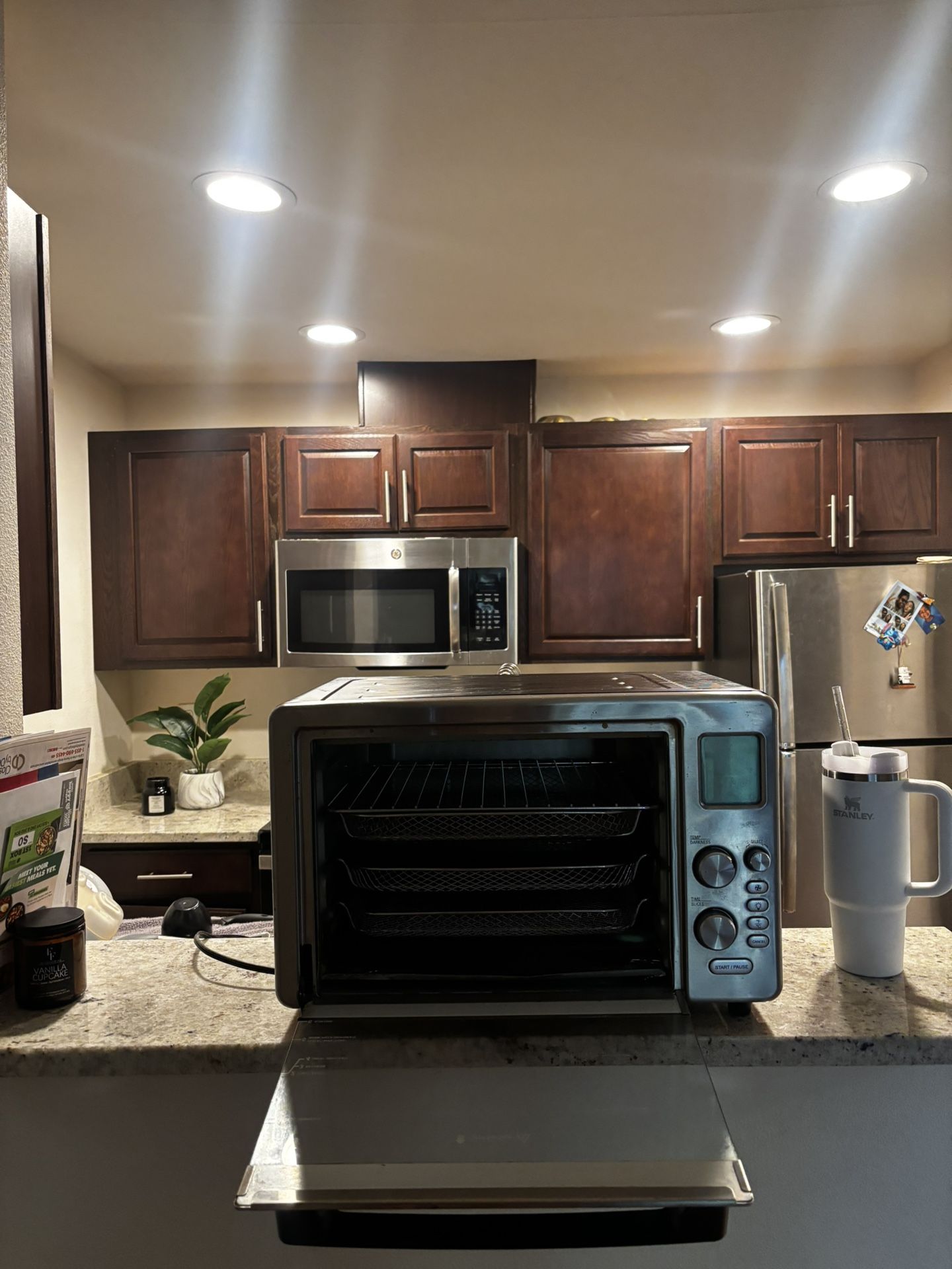 AIR FRYER