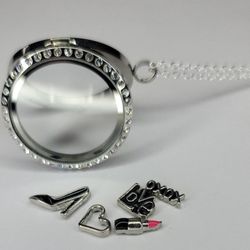 FLOATING Locket Necklaces with 5 Charms 