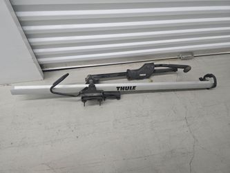 THULE SINGLE ARM SINGLE BIKE MOUNTING RACK