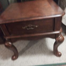  End Tables Set