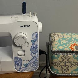 Sewing Machine With Sewing Box