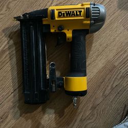 Dewalt Finish Nailer
