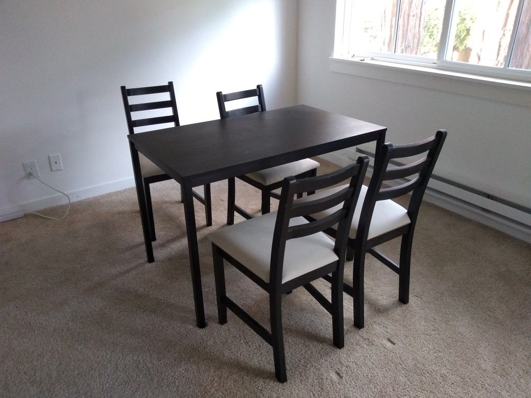 Kitchen table + chairs (IKEA) - on hold