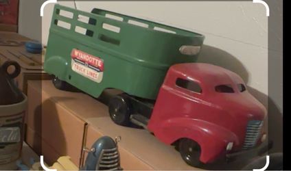 Wyandotte Truck Lines Vintage Toy Semi Truck