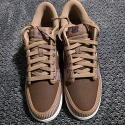 Nike Dunk Low Canteen Undefeated