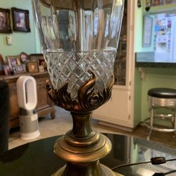 GORGEOUS ANTIQUE LAMPS WiTH GORGEOUS CUT CRYSTAL 