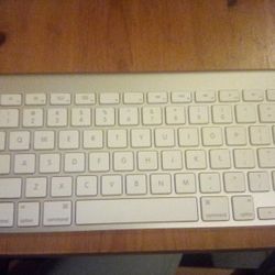 Wireless Apple Keyboard 