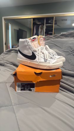Nike Blazers Mid 77