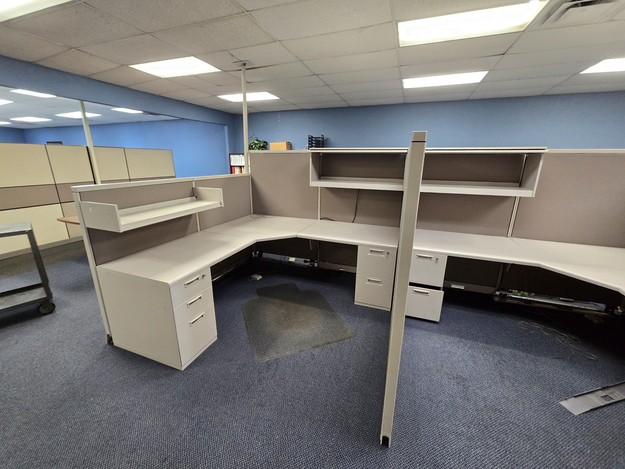 Office Cubicles (used) 8 Cubicles Total for Sale in Dallas, TX - OfferUp