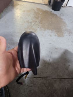 17 Ram 1500  Antenna Body And Cable